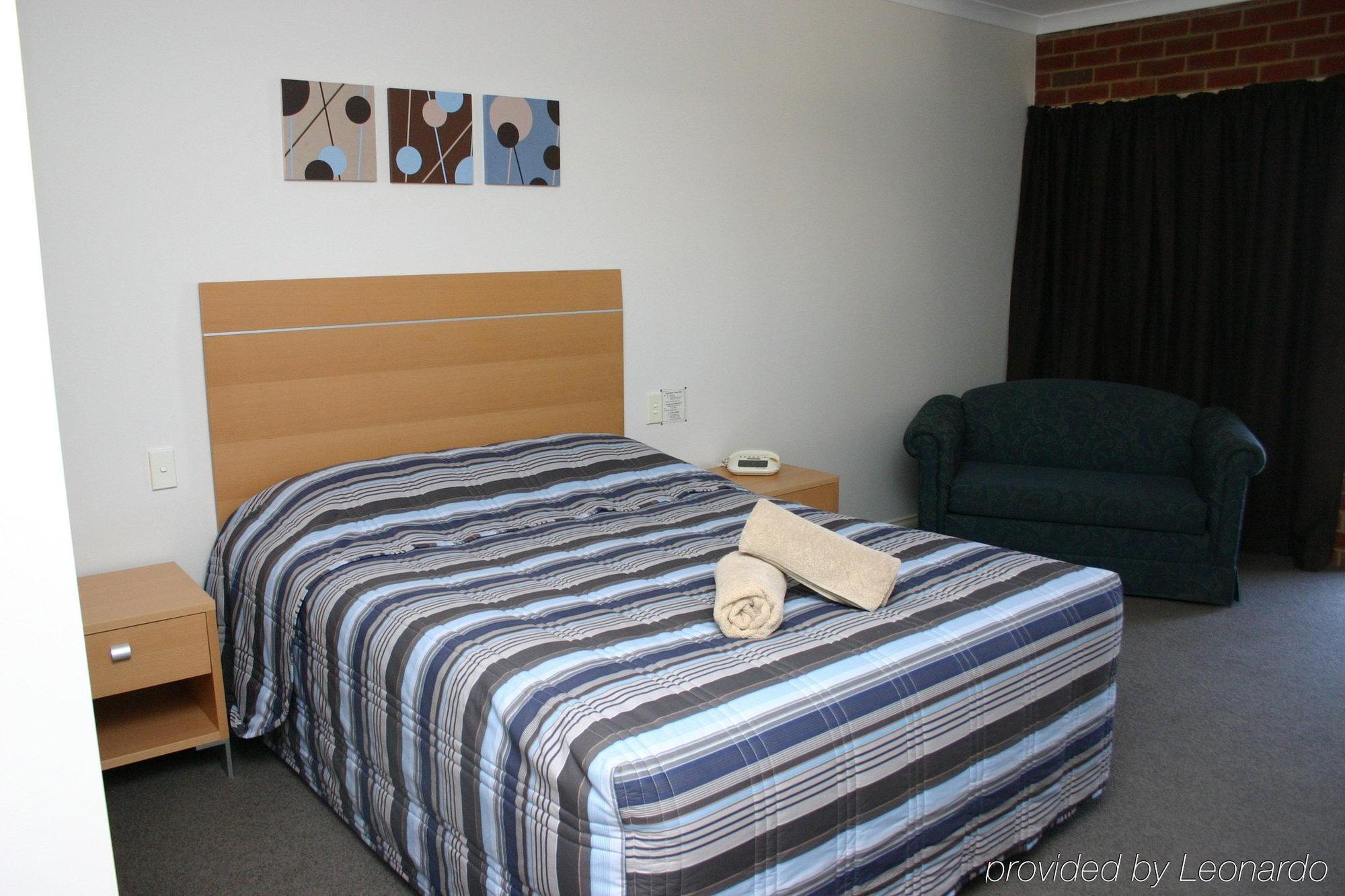 Golden Reef Motor Inn Bendigo Room photo